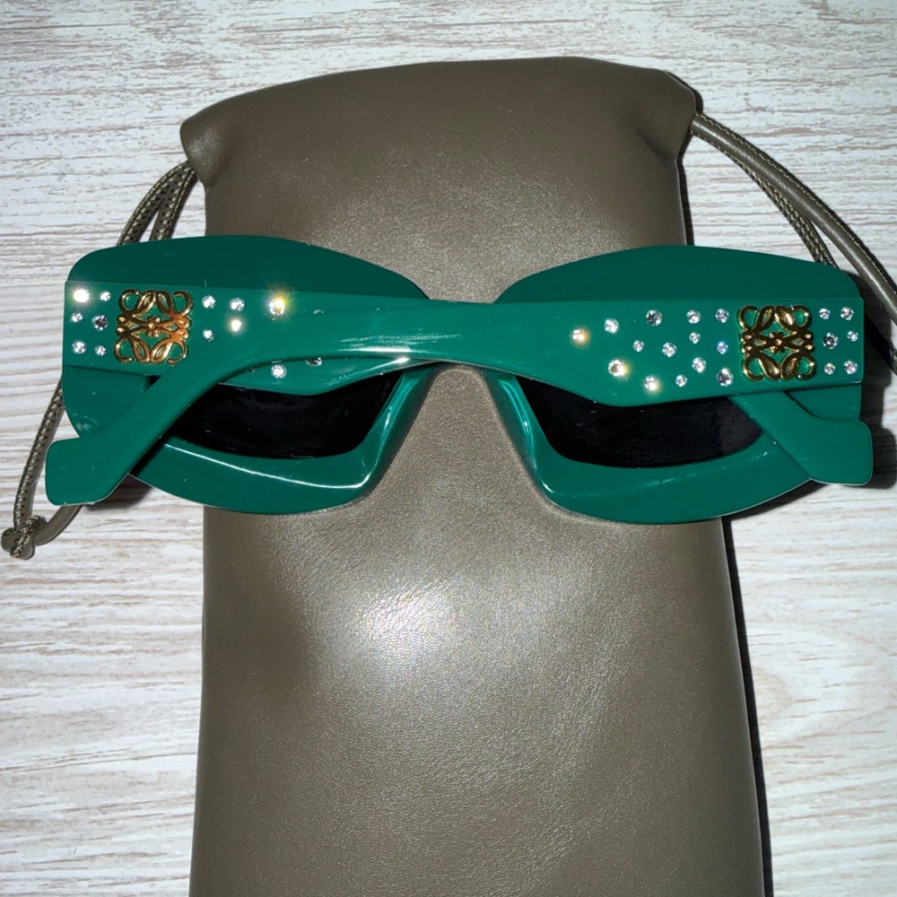 Loewe sunglasses NWOT - Picture 3 of 9